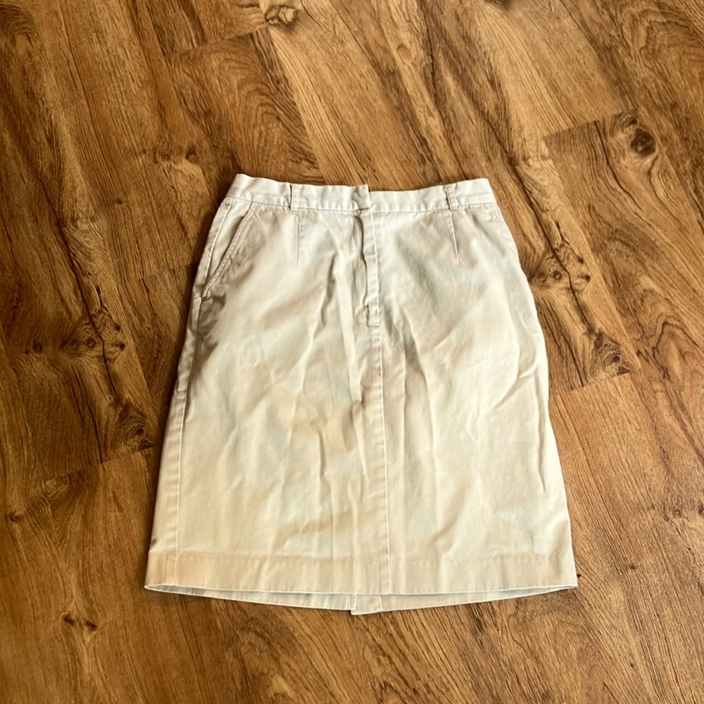 Talbots knee length khaki skirt size 8 old money preppy basic minimalist core